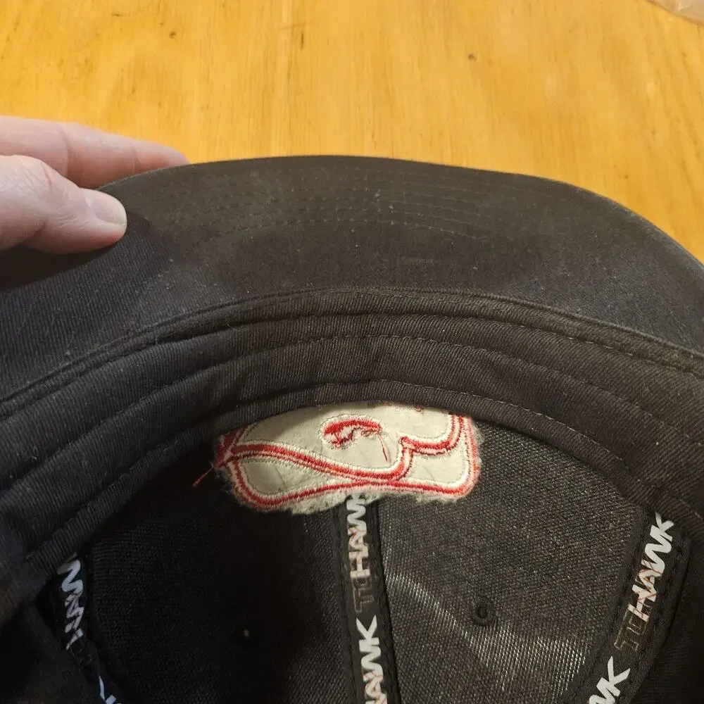 Tony Hawk Hat Cap Strap Back Youth One Size Black Red Embroidered Skateboarding‎